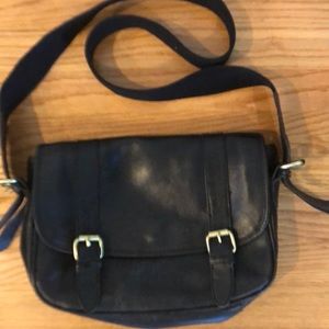 Hinge leather black handbag made in India